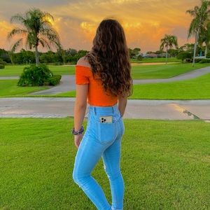 Meet your Posher, Alexis1